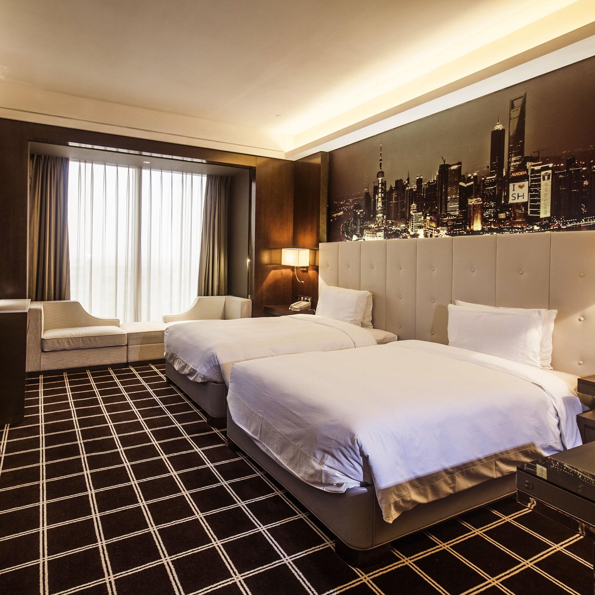 Royal Century Hotel Шанхай Екстериор снимка