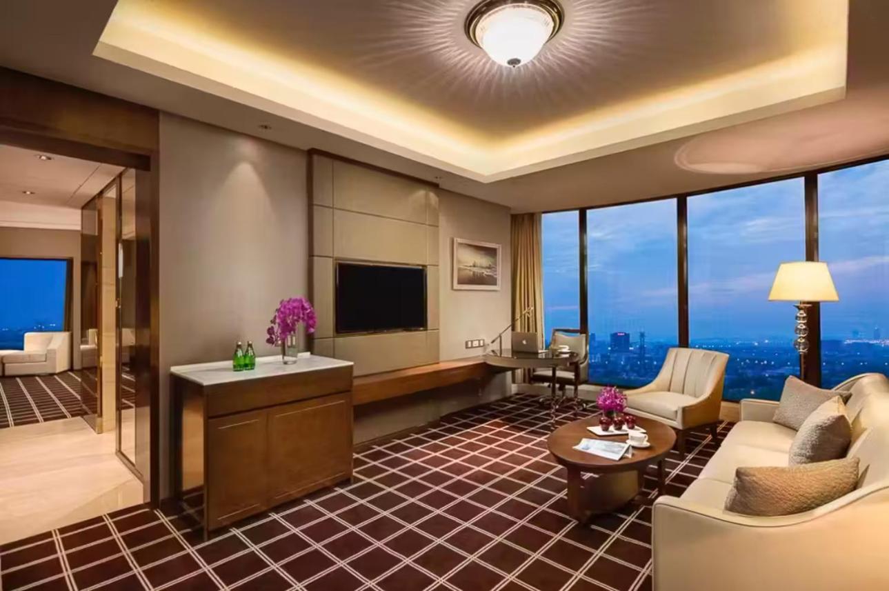 Royal Century Hotel Шанхай Екстериор снимка