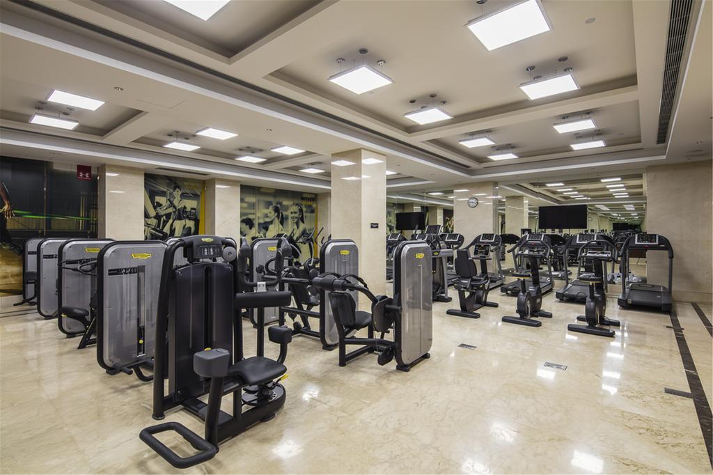 Royal Century Hotel Шанхай Екстериор снимка