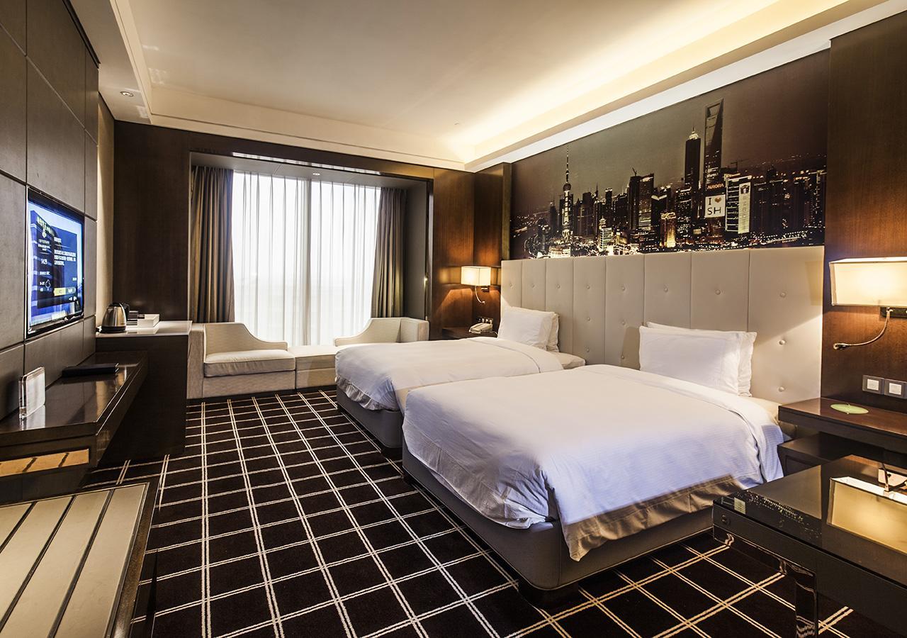 Royal Century Hotel Шанхай Екстериор снимка