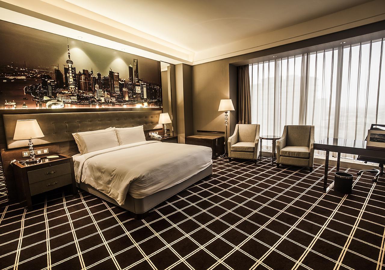 Royal Century Hotel Шанхай Екстериор снимка